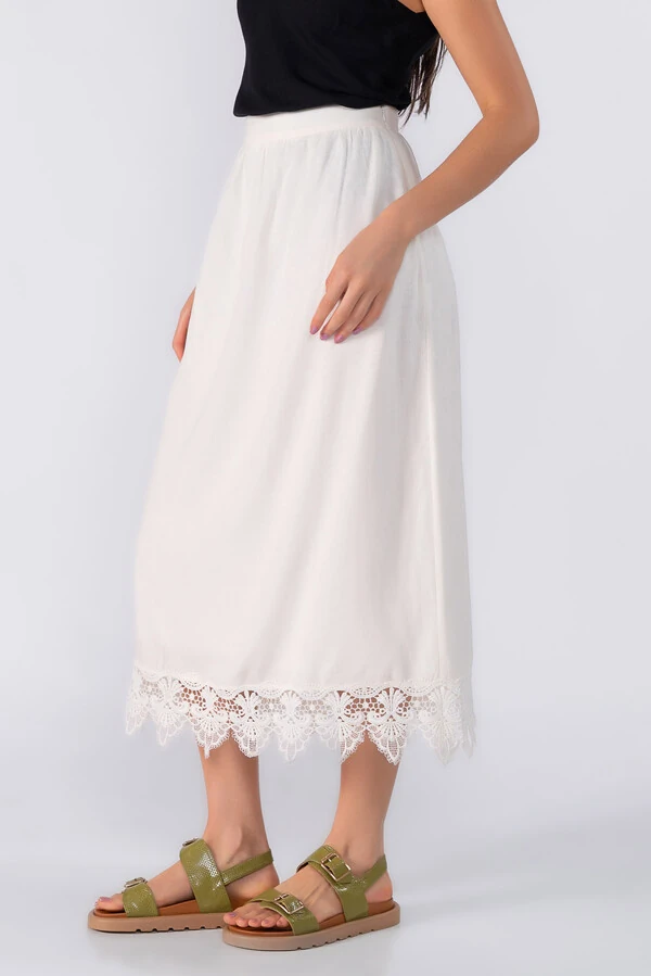 Saia midi com renda na barra