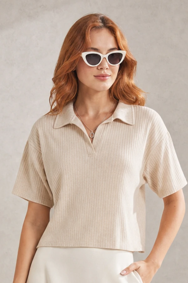 Blusa polo canelada