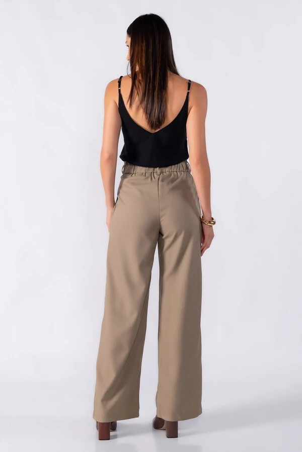 Calca pantalona classica com elastico na cintura