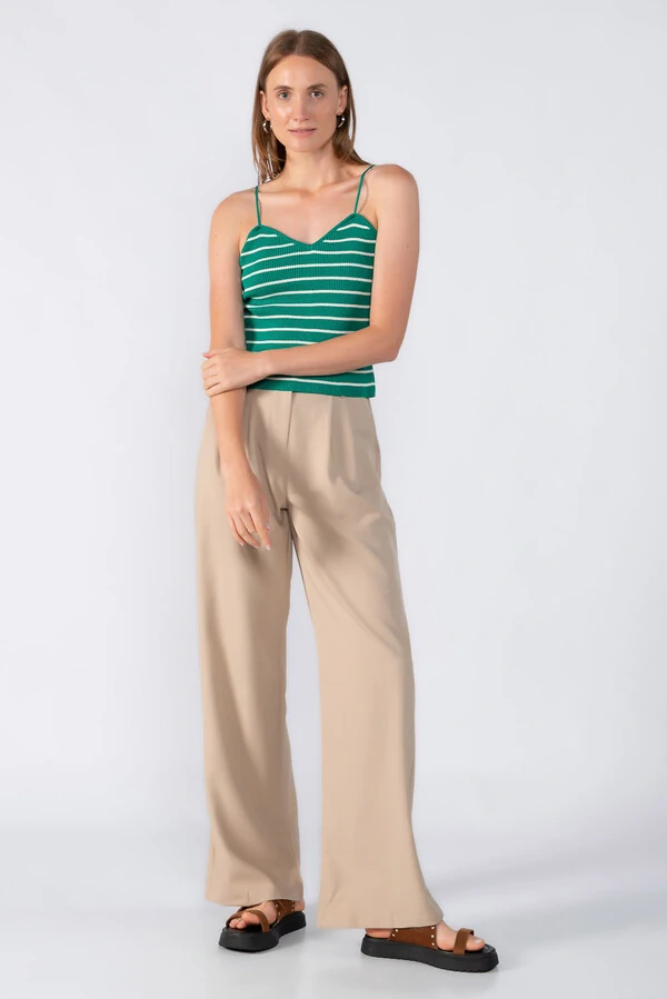 Blusa em tricot listrada