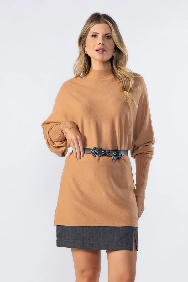 Blusa alongada detalhe canelado no punho