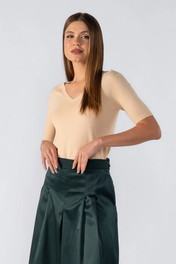 Blusa basica tricot manga curta