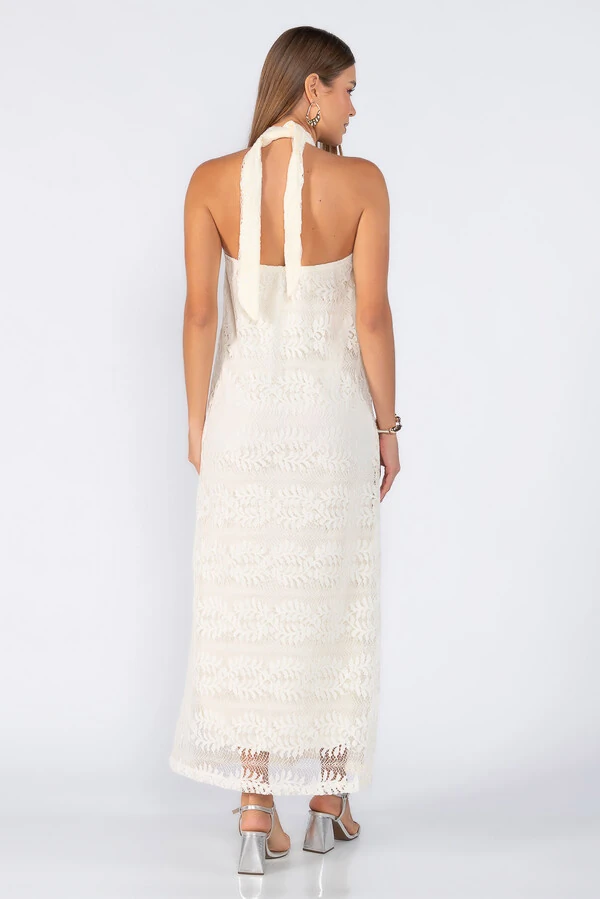 Vestido longo rendado com amarracao