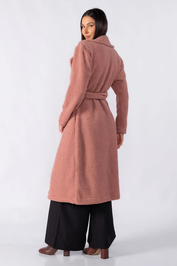 Casaco longo com faixa teddy
