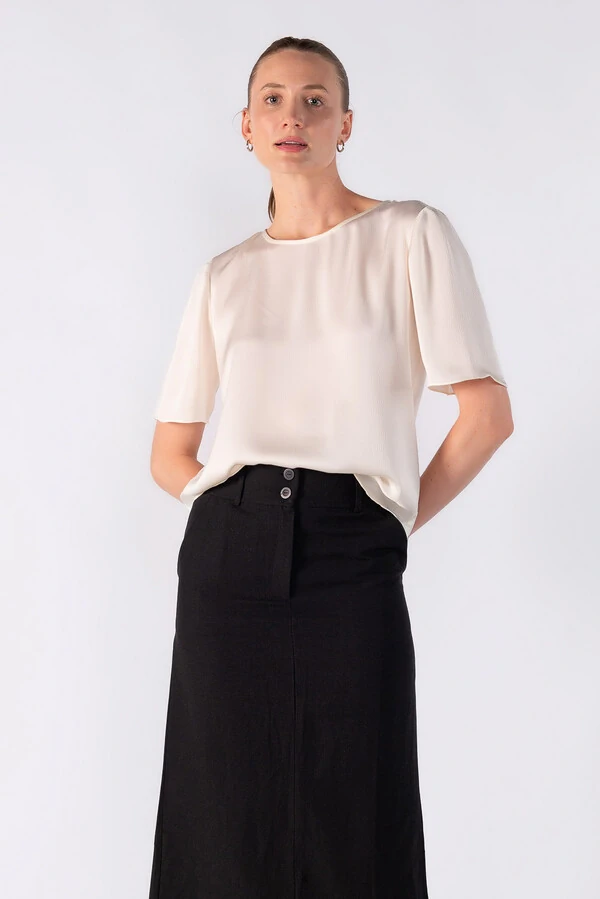 Blusa bata em crepe actinado meia manga