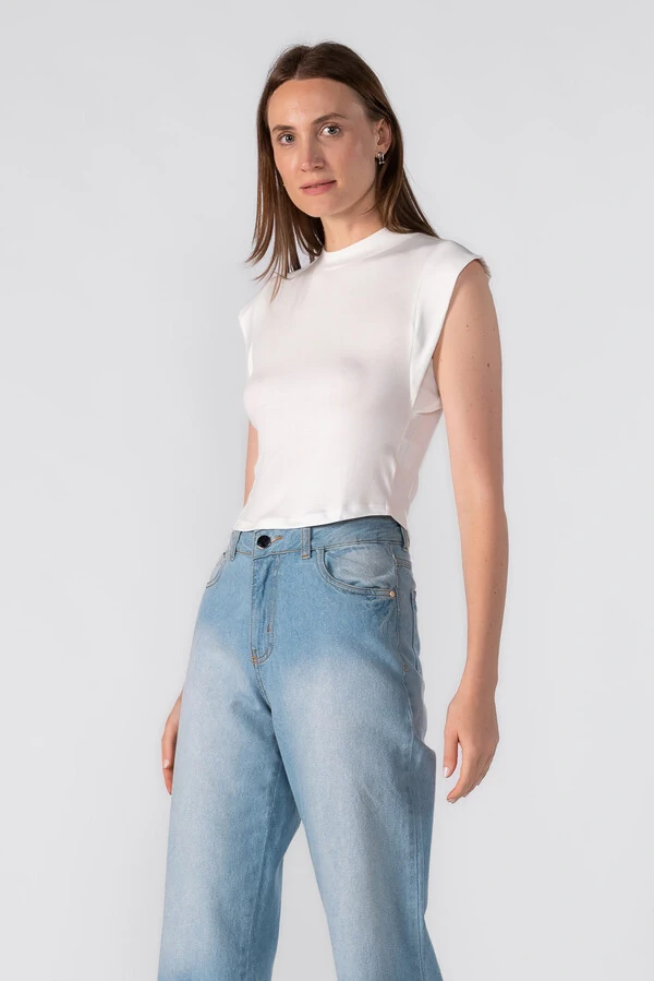 Blusa malha basica manga cavada