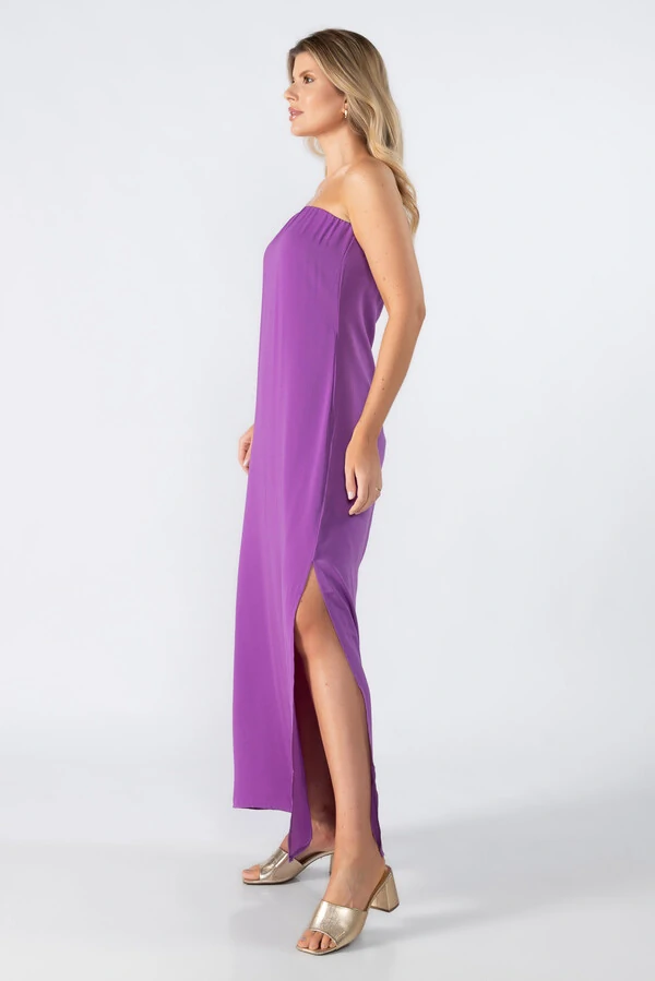 Vestido em crepe tomara que caia