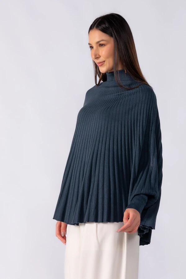 Poncho canelado com punho