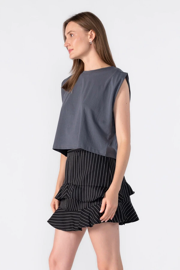 Blusa cropped muscle tee