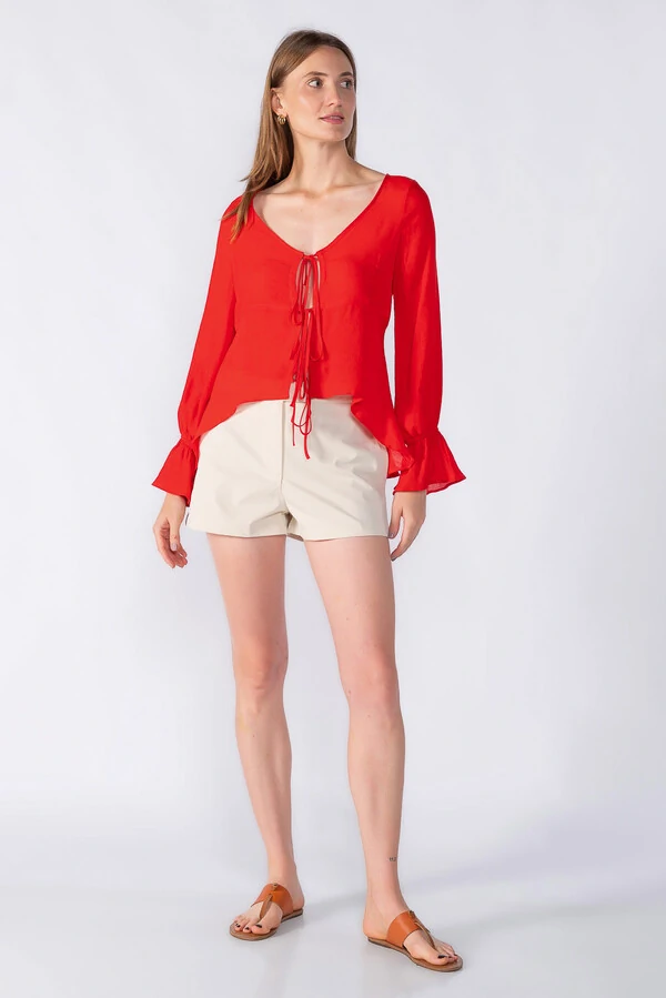 Blusa manga bufante amarracao frontal