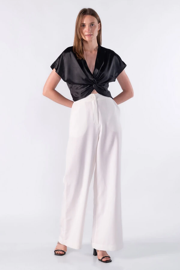 Blusa cropped decote transpassado