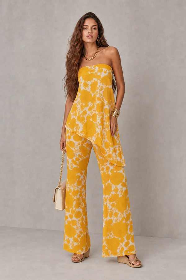 Conjunto blusa e calça estampado