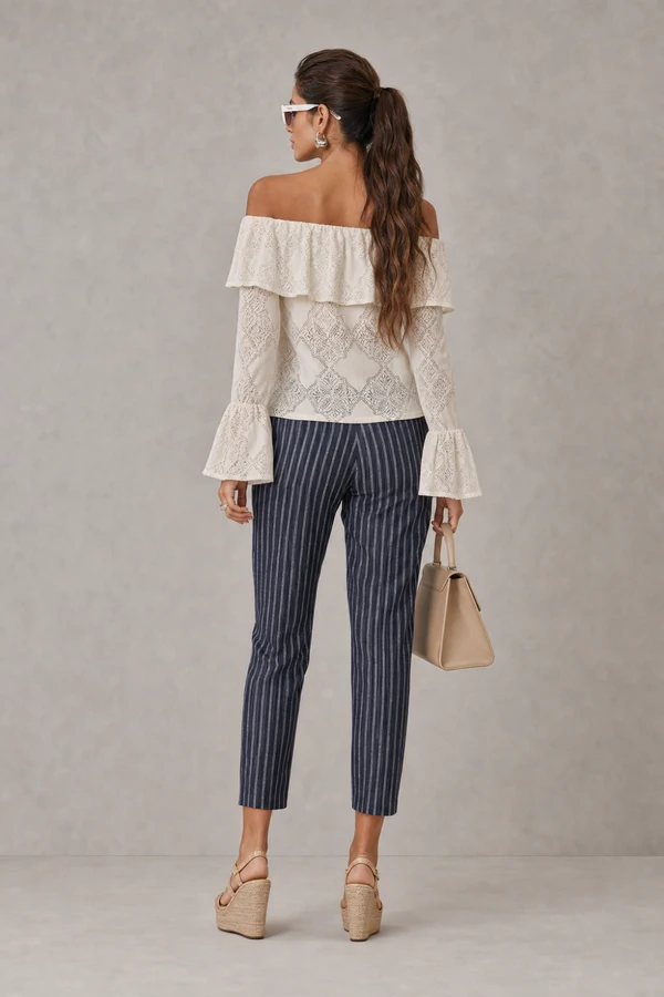 Blusa renda ombro a ombro