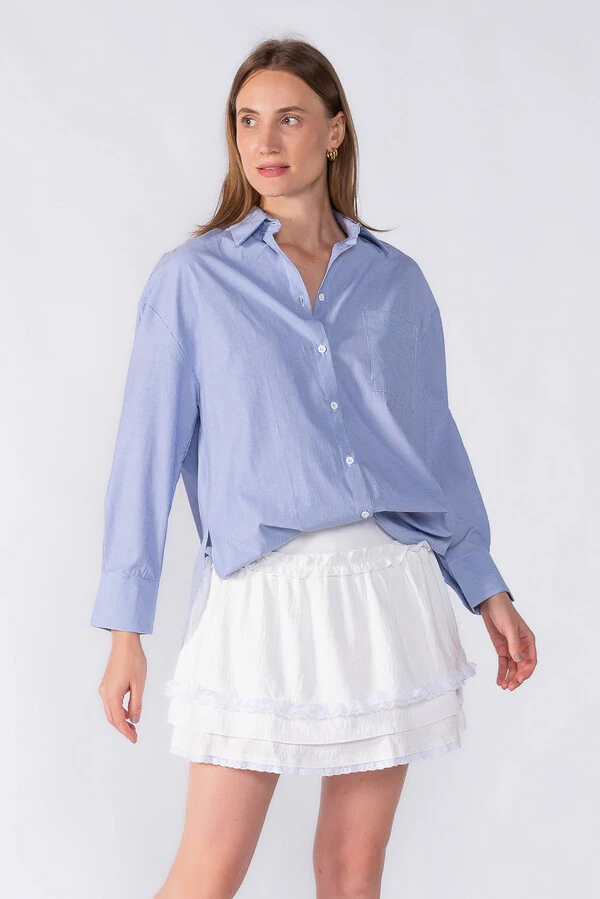 Camisa over listras finas