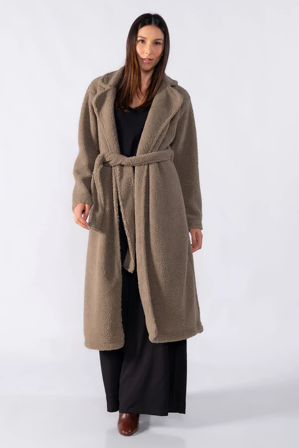 Casaco longo com faixa teddy