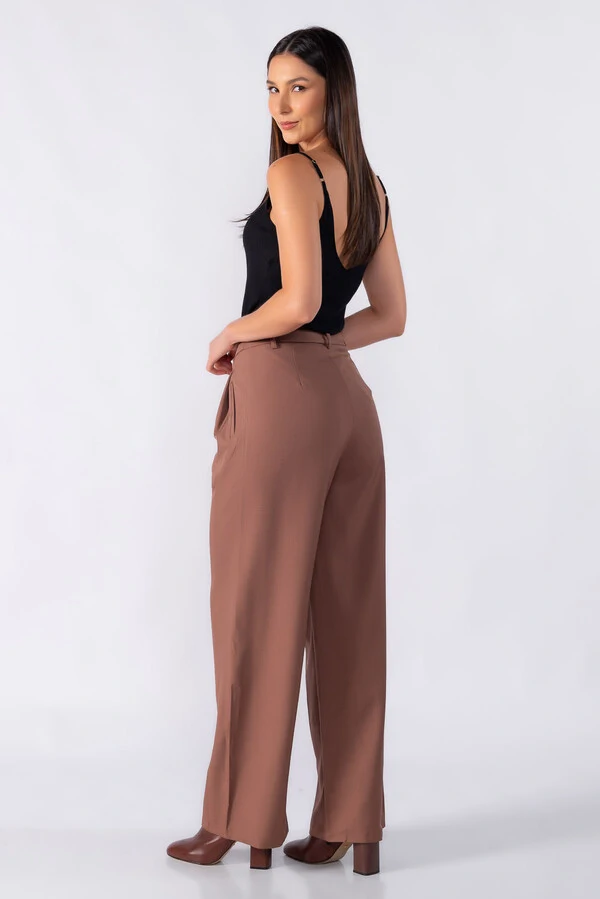 Calca pantalona detalhe costura dupla pregas