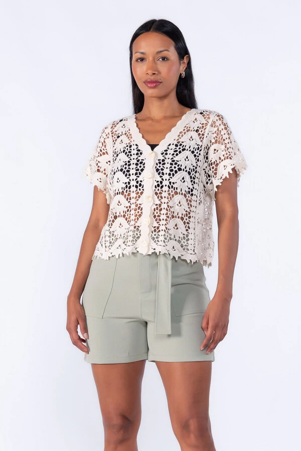 Blusa Guippir botão frontal