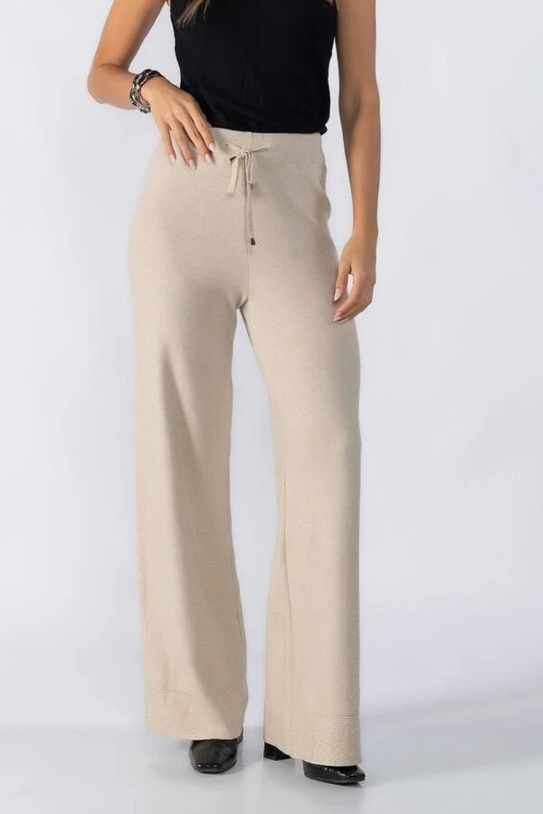 Calça reta em lã com cordão