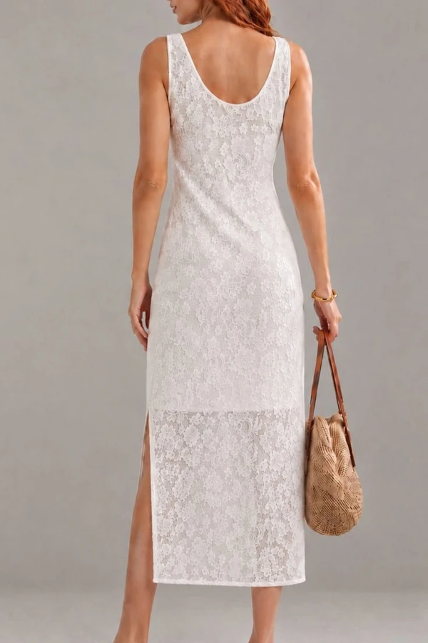 Vestido Midi em Renda