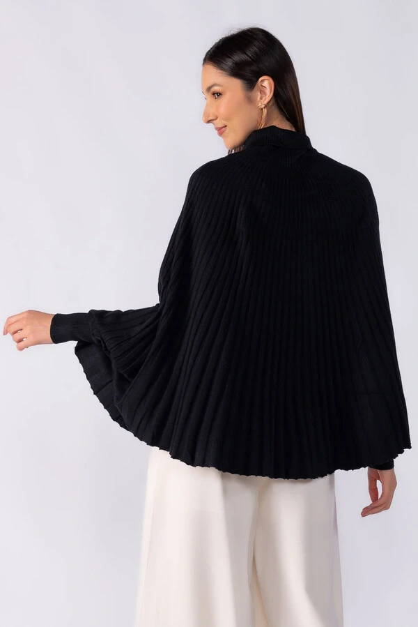 Poncho canelado com punho