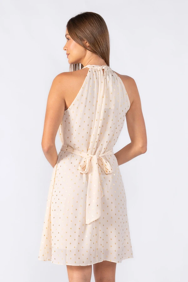 Vestido curto com detalhe metalizado