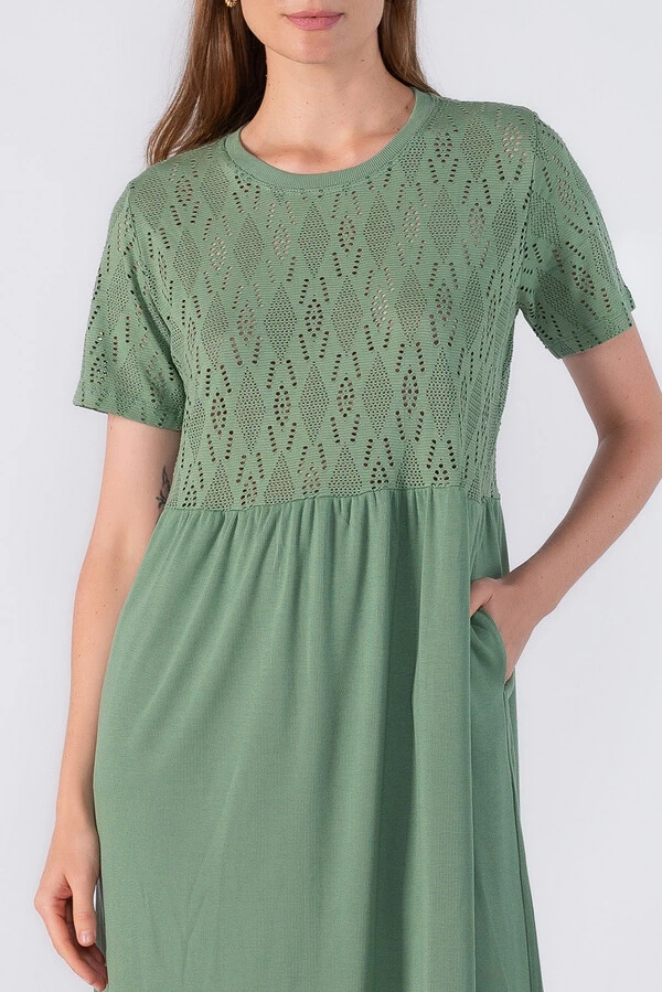 Vestido midi em laise e ribana