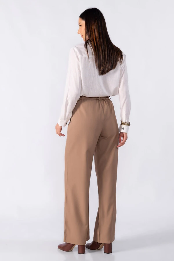 Calca pantalona classica com elastico na cintura