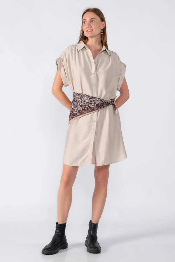 Chemise manga morcego com detalhe