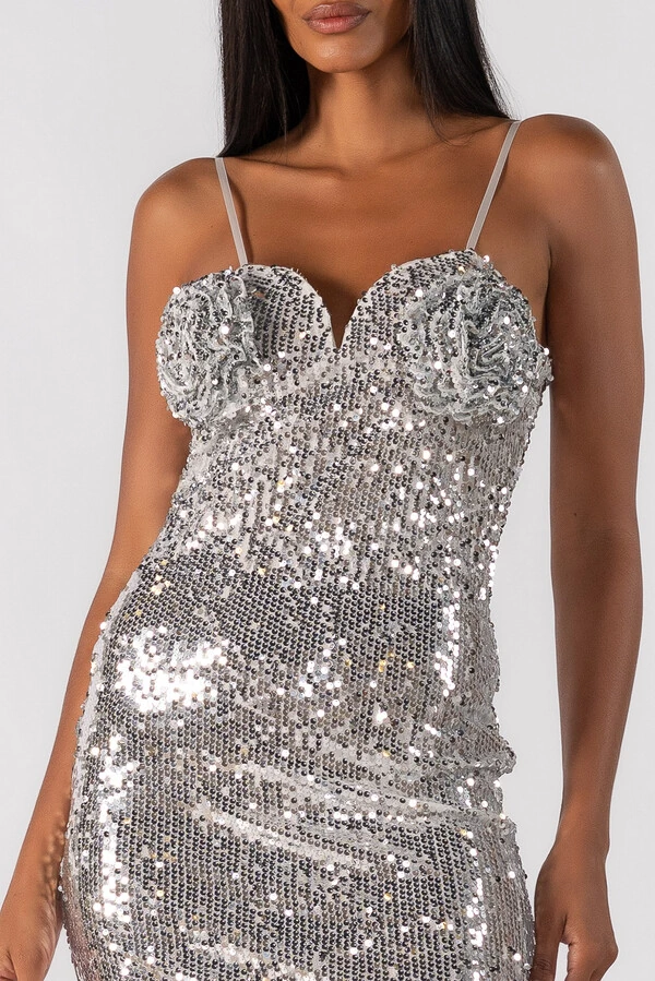 Vestido longo em paete