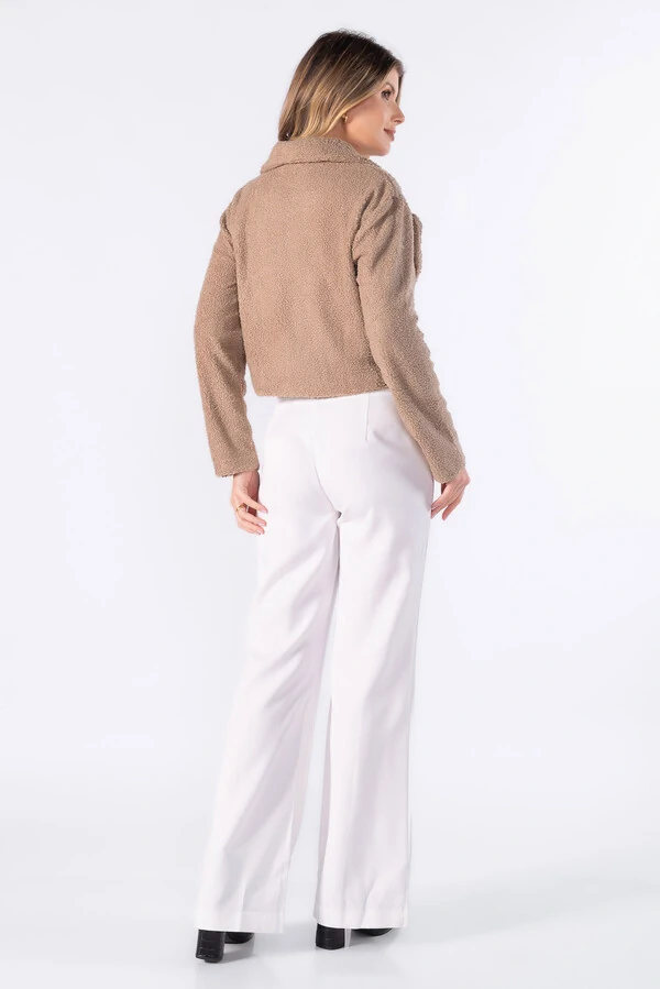 Casaco cropped pelinho