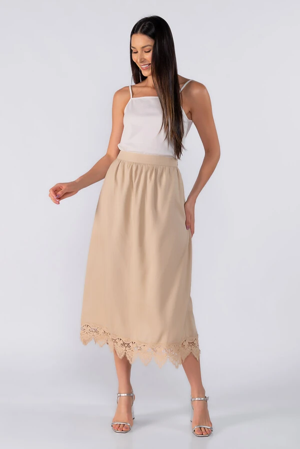 Saia midi com renda na barra