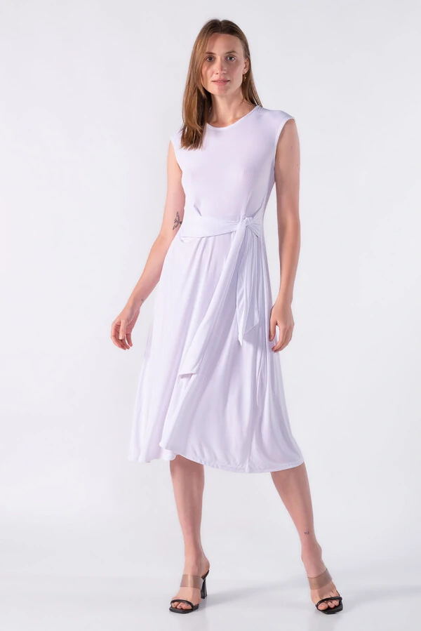 Vestido midi malha canelada com amarracao