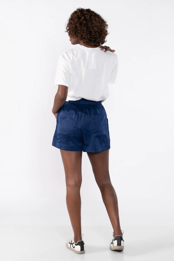 Shorts acetinado com elastico na cintura