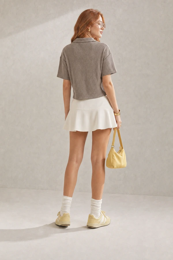 Blusa polo canelada
