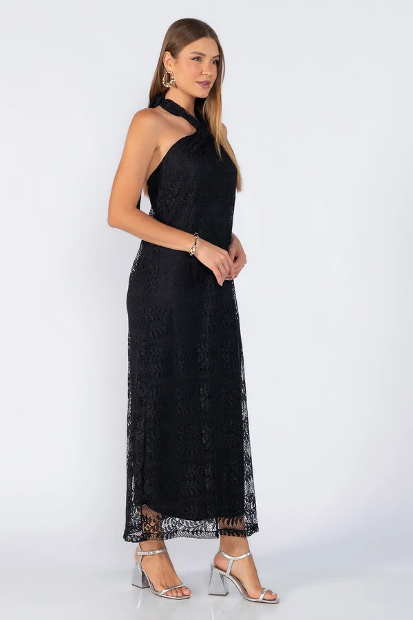 Vestido longo rendado com amarracao