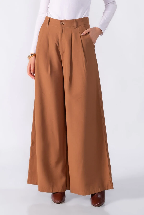 Pantalona com pregas frontal cintura alta