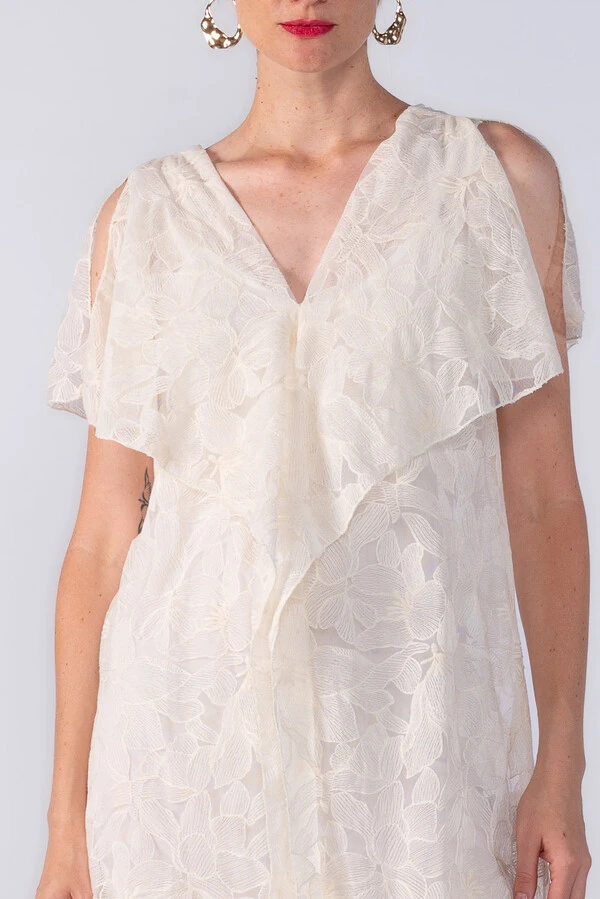 VESTIDO RENDADO AMARRACAO COSTAS