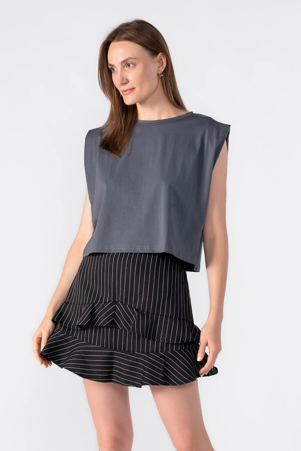 Blusa cropped muscle tee