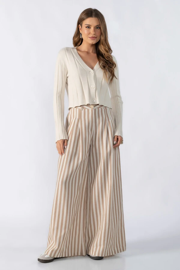 Cardigan curto texturizado listras