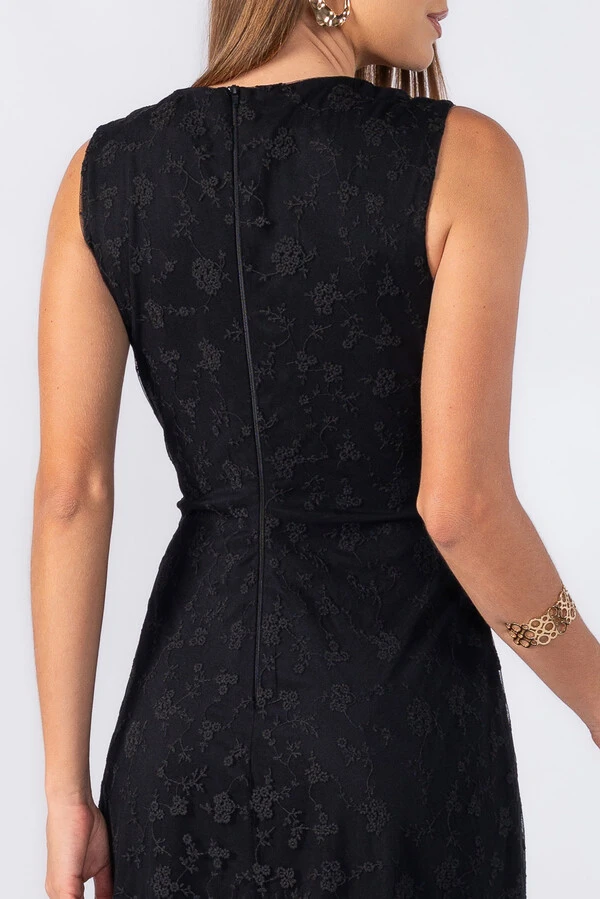 Vestido longo tule bordado