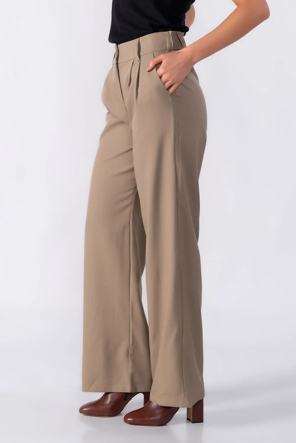 Calca pantalona classica com elastico na cintura