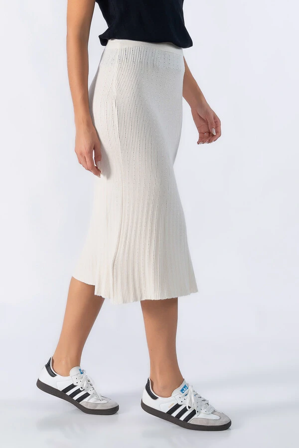 Saia midi tricot texturizada