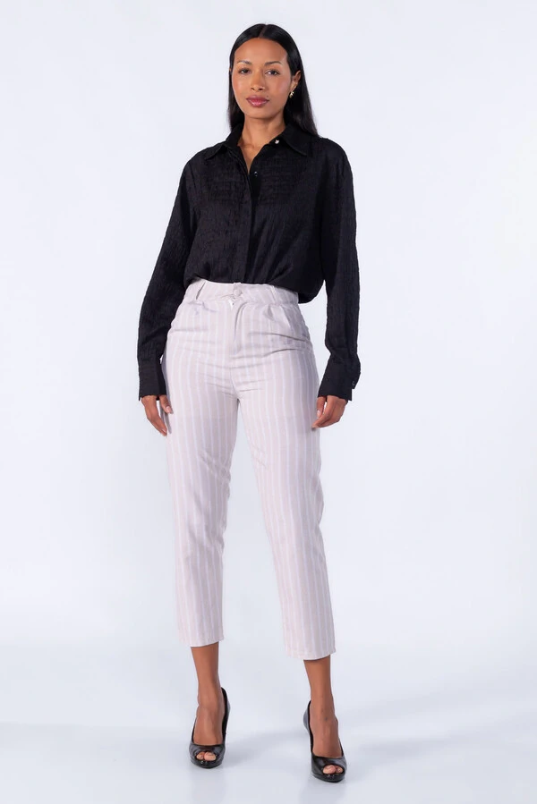 Calça Risca de Giz Pregas
