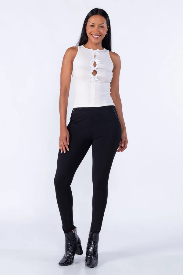 Blusa Canelada com Laço