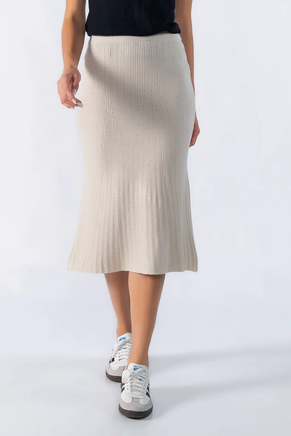 Saia midi tricot texturizada