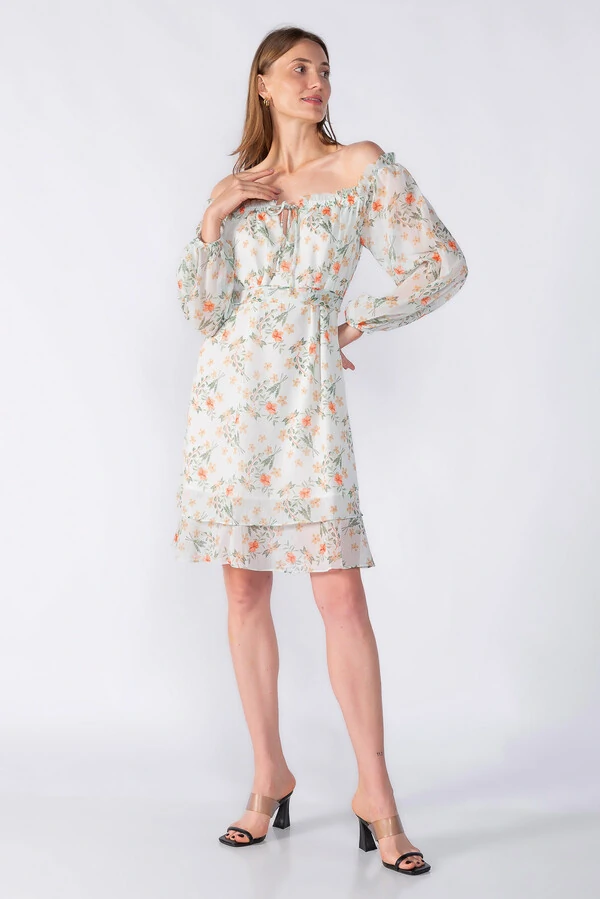 Vestido curto ombro a ombro em chiffon