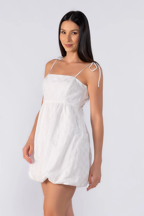 Vestido curto balone