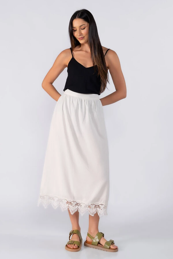 Saia midi com renda na barra