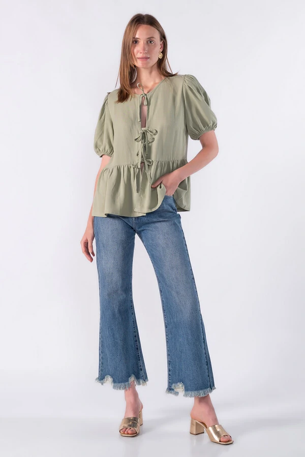 Blusa bata com amarracao frontal