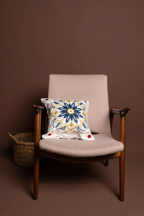 Capa de almofadas mandalas bordadas